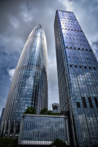 Chiny - budynek w kształcie rakiety