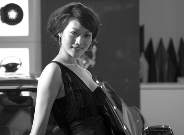Modelka Ferrari - zdjęcia z Chin