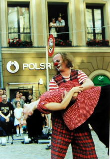 Uliczny teatr we Wrocławiu