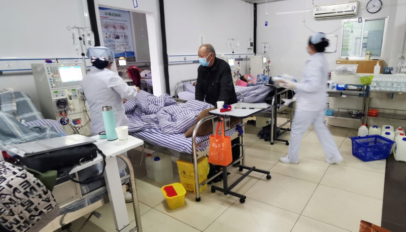 Szpital w chińskim miasteczku, prowincja Hunan - zdjęcia z Chin