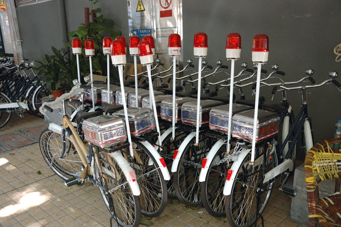 Rowery policyjne w Chinach - zdjęcia z Chin